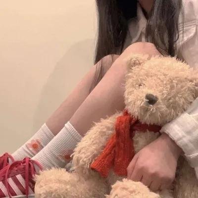 华伦·艾利斯:被俘的鬼魂