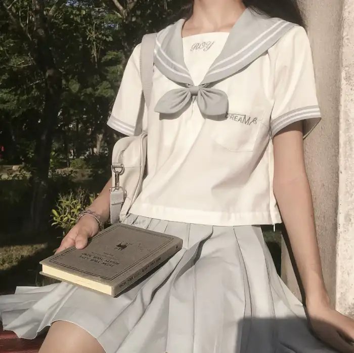滚入红尘